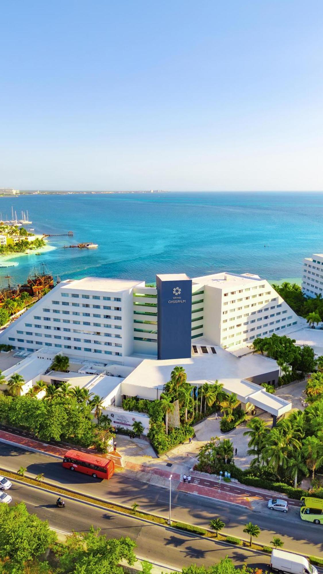 Oasis Palm Hotel Cancún Exterior foto